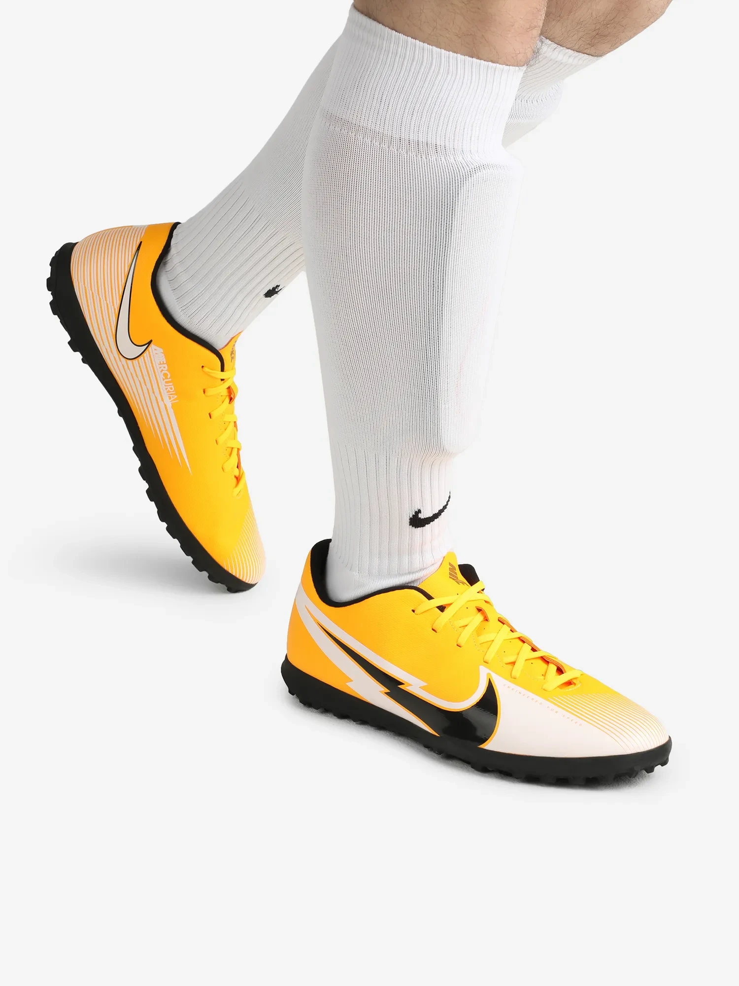 Бутсы мужские Nike Jr Vapor 13 Club Tf