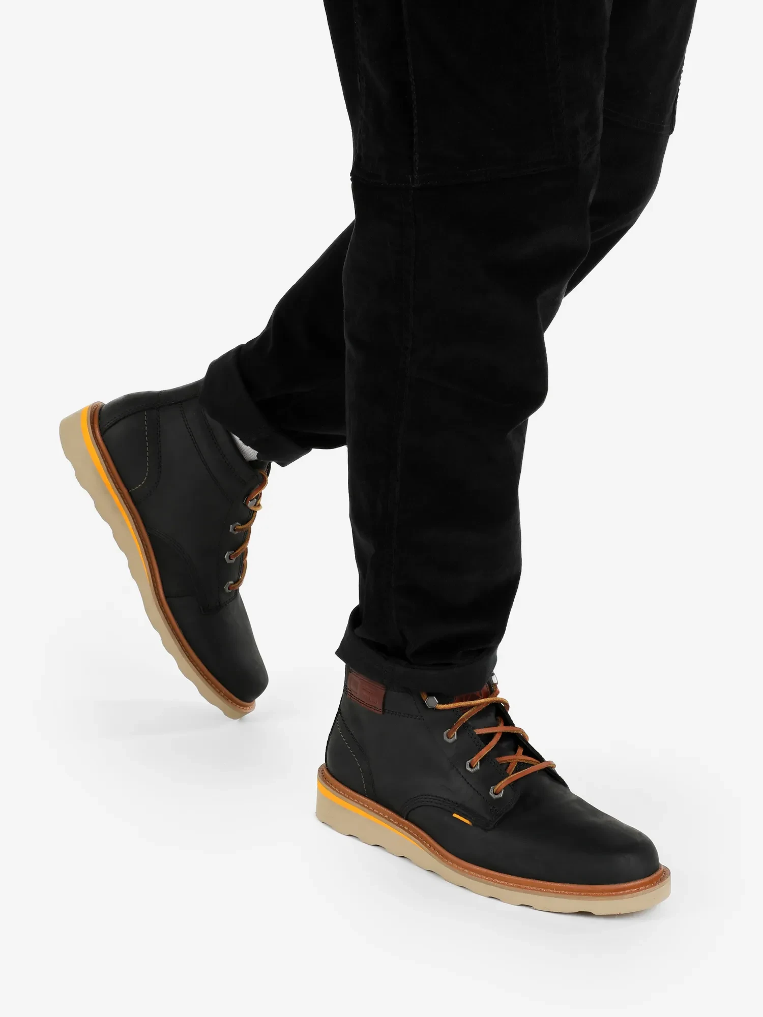 Ботинки мужские Caterpillar Jackson Mid