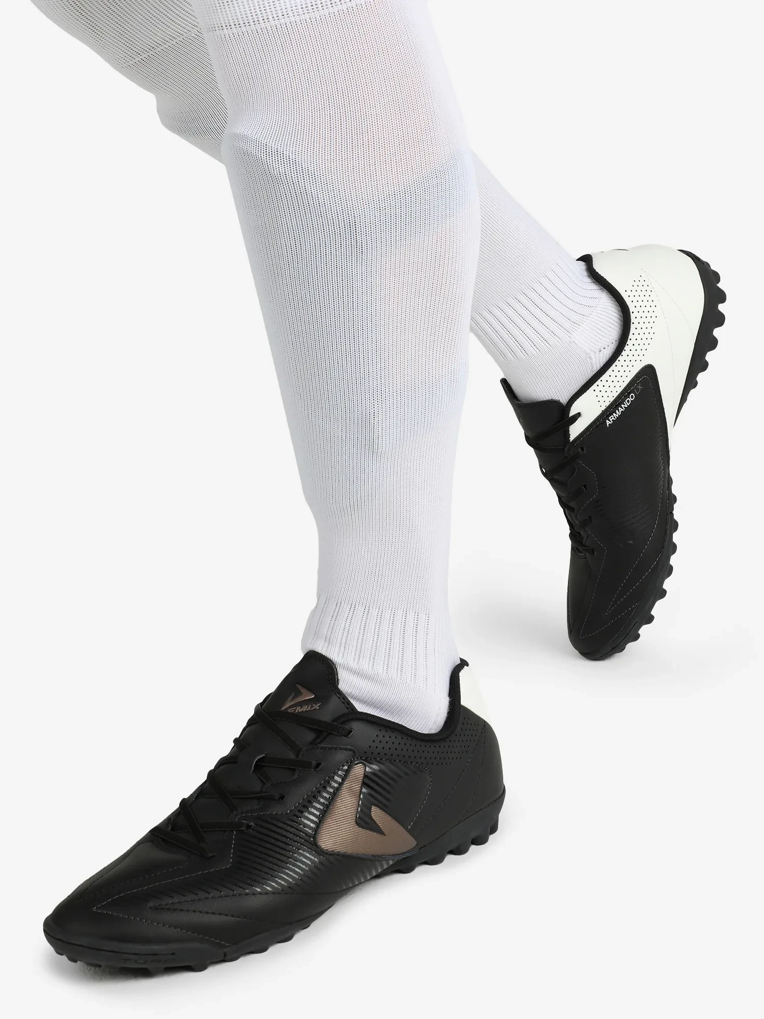 Бутсы мужские Demix Armando Leather TF