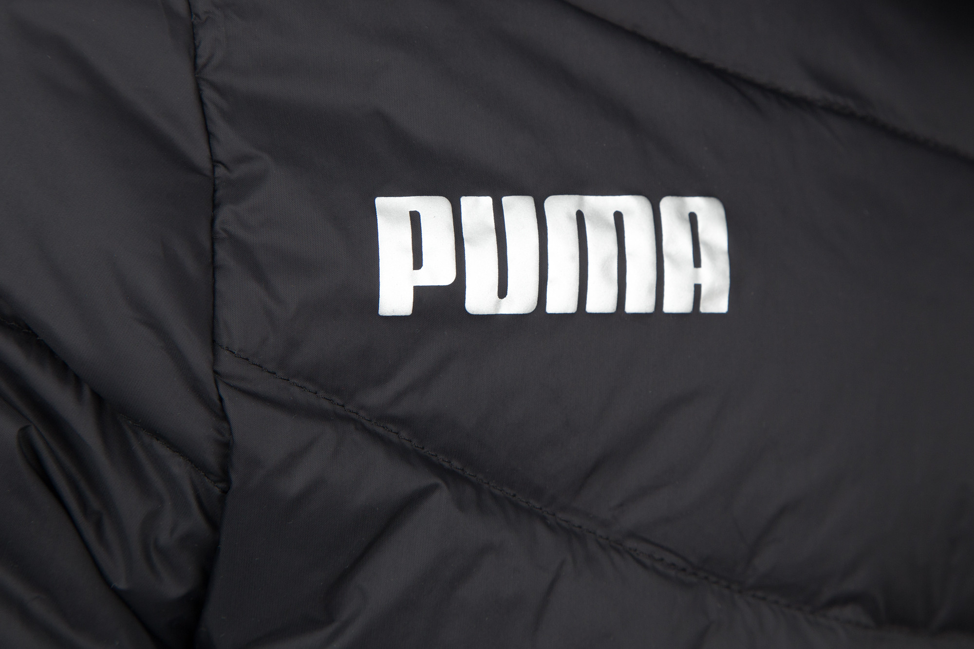 Куртка пухова жіноча Puma