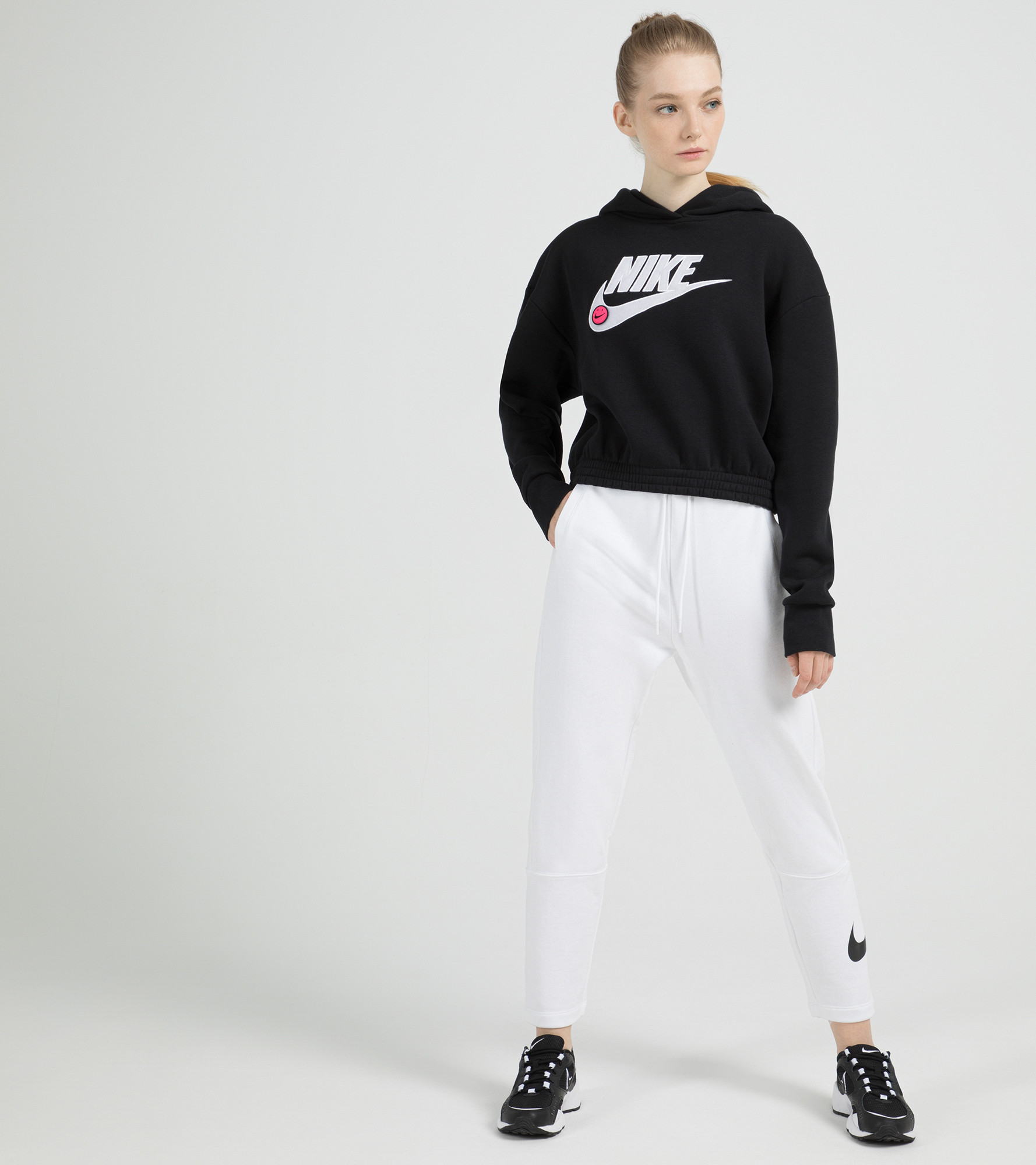 Худи женская Nike Sportswear