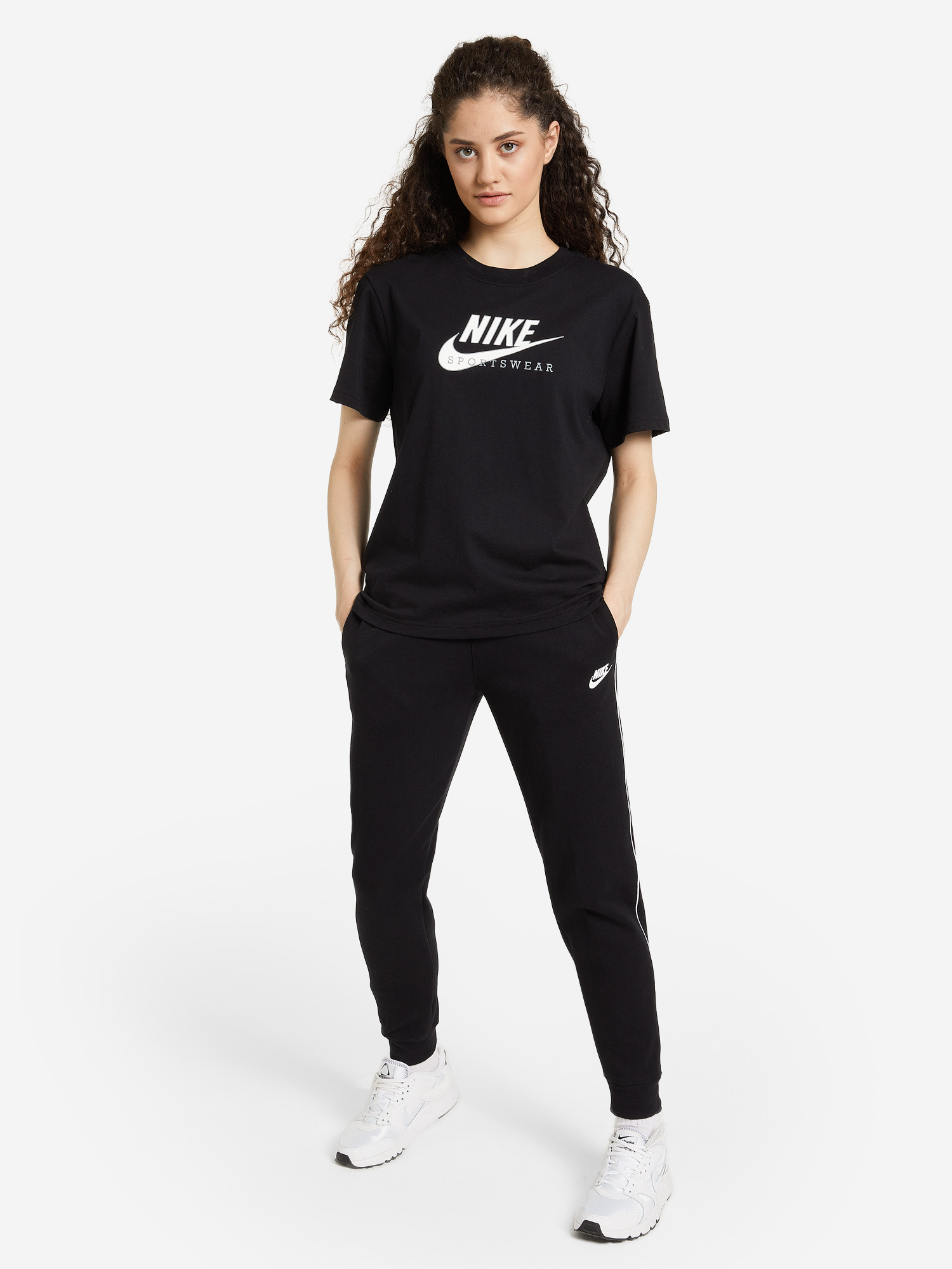 Футболка жіноча Nike Sportswear Heritage