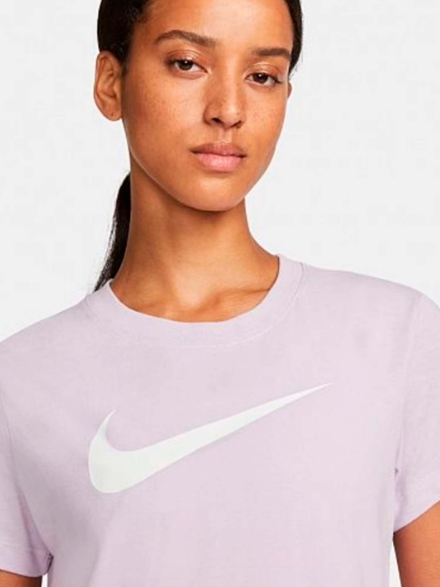 Футболка женская Nike Dry