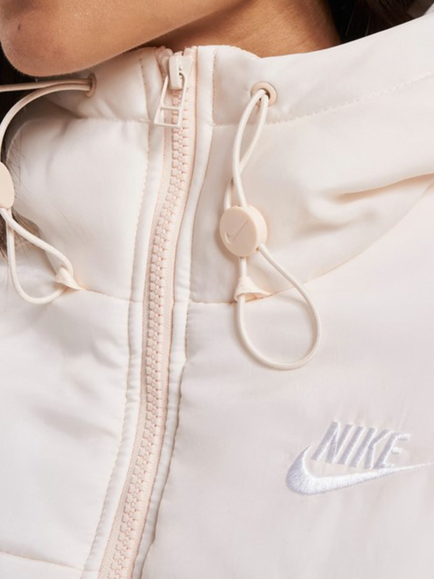 Куртка утеплена жіноча Nike