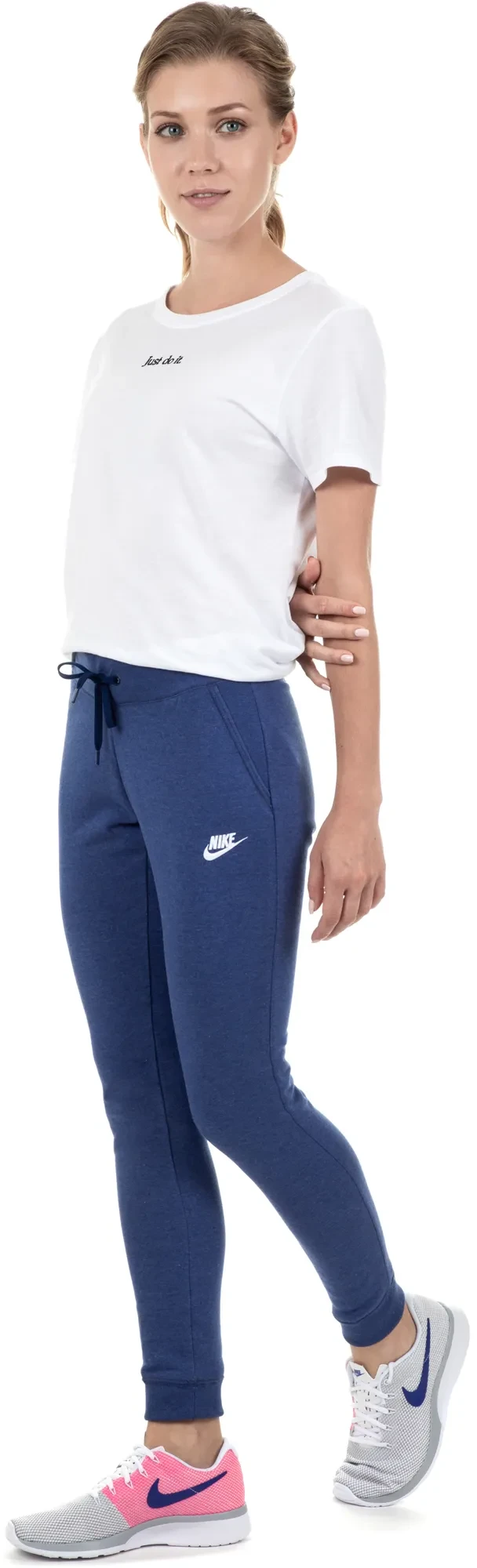 Брюки женские Nike Sportswear