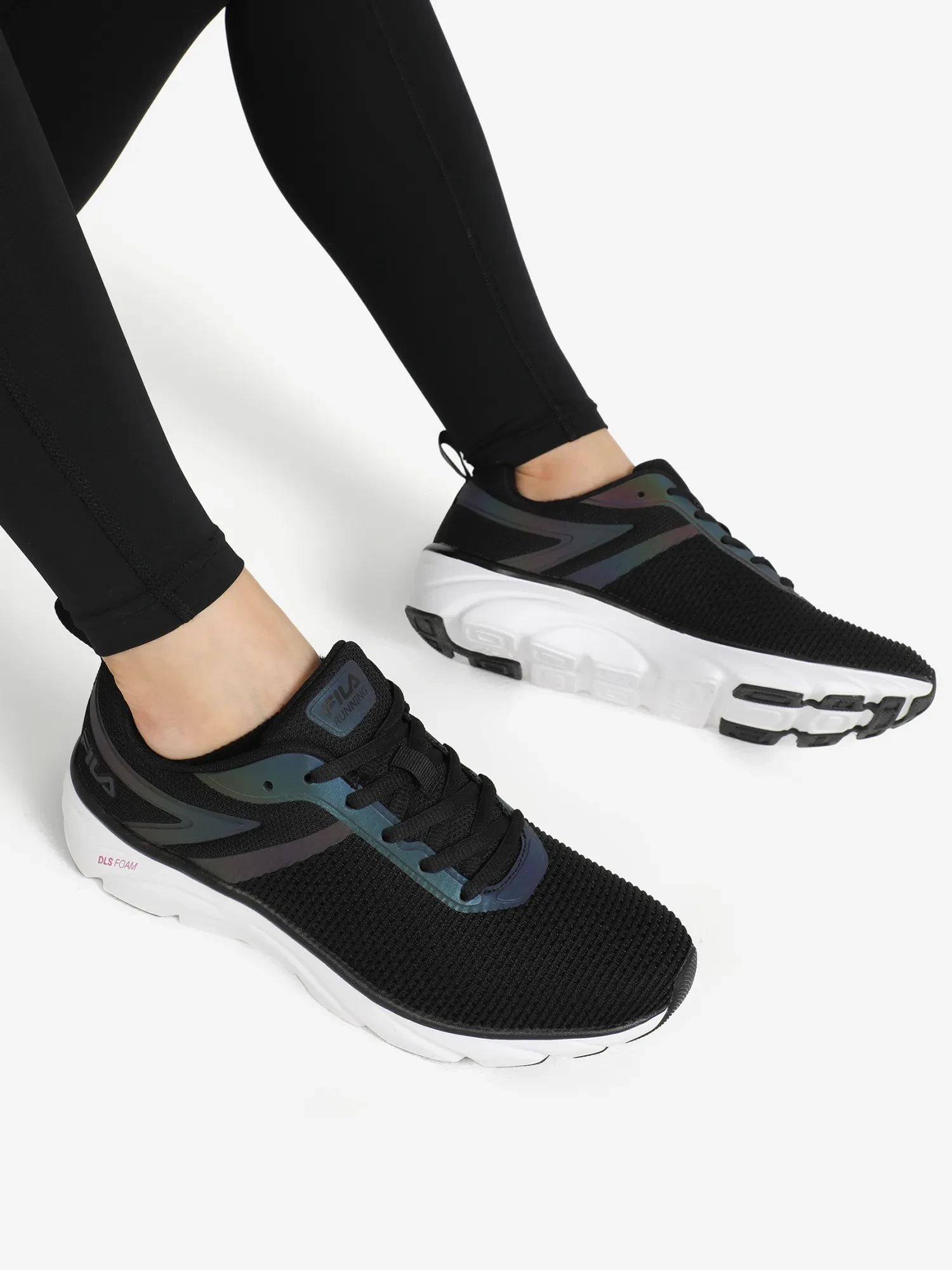 Кросівки жіночі Fila Megalite 4.0