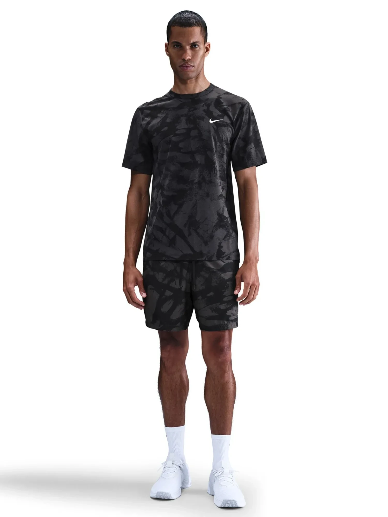Футболка чоловіча Nike