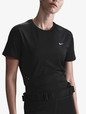 Футболка жіноча Nike Swift DF SS Купити в Athletics